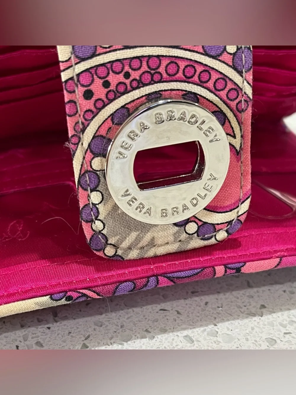 Vera Bradley Very Berry Paisley Double ID Wristlet Wallet Pink Turnlock Zip - Picture 5 of 7